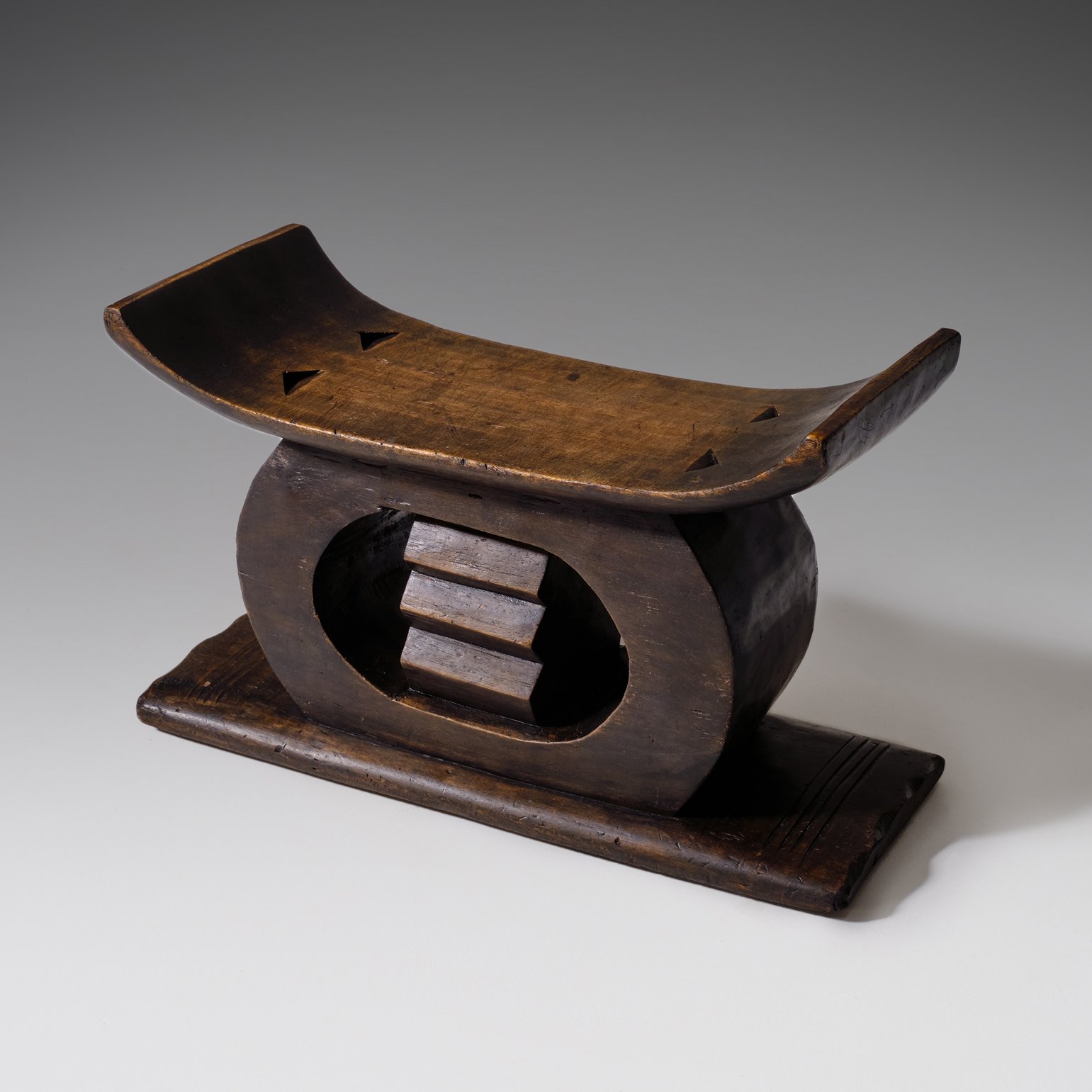 hand-carved-akan-ashanti-stool-1920s